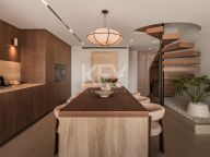 Adosado en venta en Aloha, Nueva Andalucia