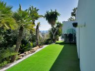 Villa for sale in Las Lomas de Nueva Andalucia, Nueva Andalucia