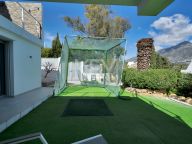 Villa for sale in Las Lomas de Nueva Andalucia, Nueva Andalucia