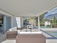 Villa for sale in Las Lomas de Nueva Andalucia, Nueva Andalucia