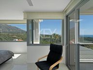 Villa for sale in Las Lomas de Nueva Andalucia, Nueva Andalucia