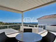 Villa for sale in Las Lomas de Nueva Andalucia, Nueva Andalucia