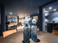 Вилла на продажу в El Paraiso, Эстепона