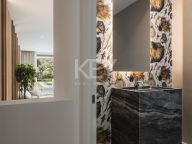 Вилла на продажу в El Paraiso, Эстепона