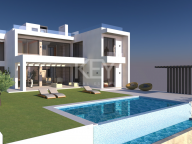 Villa for sale in Buenas Noches, Estepona