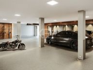 Villa for sale in Buenas Noches, Estepona