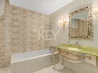 Вилла на продажу в Cascada de Camojan, Золотая Миля