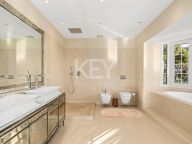 Вилла на продажу в Cascada de Camojan, Золотая Миля