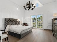 Вилла на продажу в Cascada de Camojan, Золотая Миля