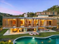 Villa for sale in El Madroñal, Benahavis