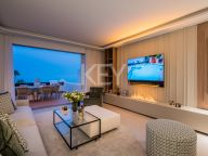 Villa for sale in Bahía del Velerín, Estepona