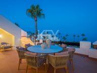 Villa for sale in Bahía del Velerín, Estepona