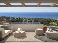Apartment for sale in Cabopino, Marbella East