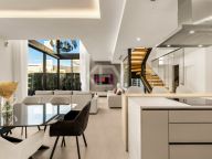 Semi Detached House for sale in Rio Real, Marbella East