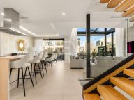 Semi Detached House for sale in Rio Real, Marbella East