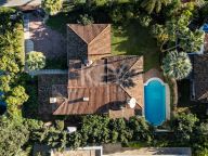 Villa for sale in Los Monteros, Marbella East