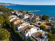 Semi Detached Villa for sale in Puente Romano, Marbella Golden Mile