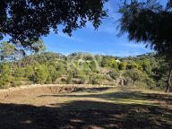 Plot for sale in La Zagaleta, Benahavis
