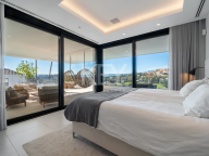 Villa for sale in Andalucia Alta, Nueva Andalucia