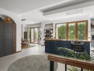 Villa for sale in Estepona