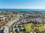 Villa for sale in Estepona