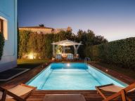 Villa for sale in Estepona