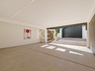 Villa for sale in Linda Vista Baja, San Pedro de Alcantara