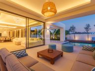 Villa for sale in Linda Vista Baja, San Pedro de Alcantara