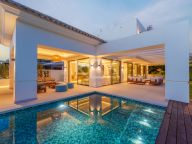 Villa for sale in Linda Vista Baja, San Pedro de Alcantara