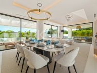 Villa for sale in Linda Vista Baja, San Pedro de Alcantara