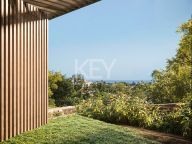 Villa for sale in La Cerquilla, Nueva Andalucia