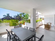 Apartamento en venta en Marina Puente Romano, Marbella Golden Mile