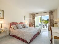 Apartamento en venta en Marina Puente Romano, Marbella Golden Mile