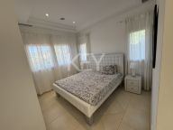 Villa for sale in Los Flamingos Golf, Benahavis