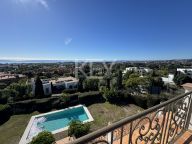 Villa for sale in Los Flamingos Golf, Benahavis