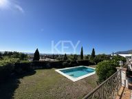 Villa for sale in Los Flamingos Golf, Benahavis