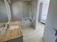 Villa for sale in Los Flamingos Golf, Benahavis