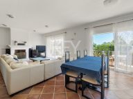 Villa for sale in Benamara, Estepona
