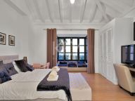 Villa for sale in Monte Mayor, Benahavis