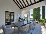 Villa for sale in Monte Mayor, Benahavis