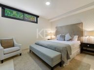 Villa for sale in Nueva Andalucia