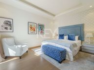 Villa for sale in Nueva Andalucia