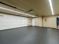 Villa for sale in Nueva Andalucia