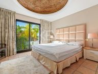 Villa en venta en Benahavis