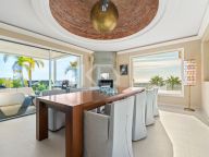 Villa en venta en Benahavis