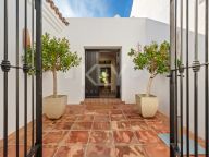 Villa en venta en Benahavis