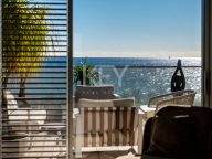 Villa for sale in Estepona