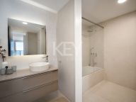 Villa for sale in Estepona