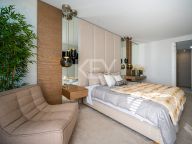 Villa for sale in Estepona