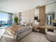 Villa for sale in Estepona